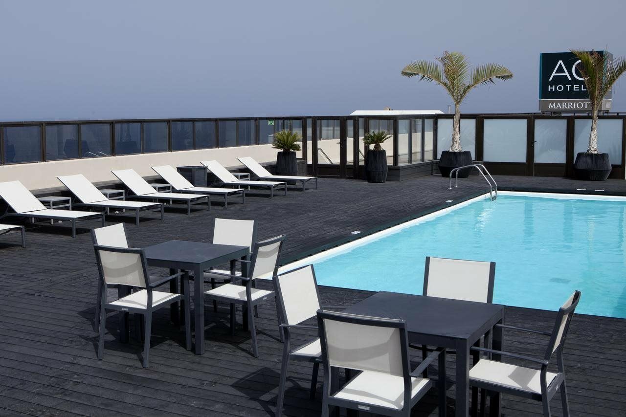 Ac Hotel Iberia Las Palmas By Marriott Bagian luar foto